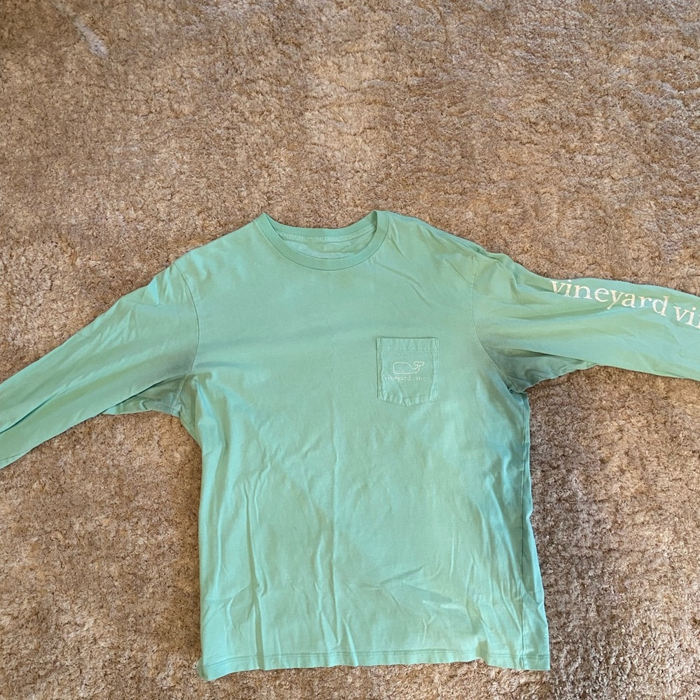 Green Vineyard Vines long sleeve